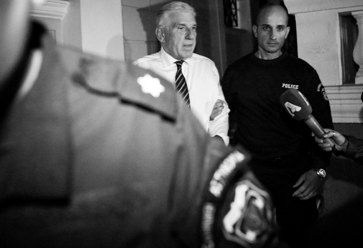 Παπαντωνίου: Από τους υπουργικούς θώκους… στη φυλακή